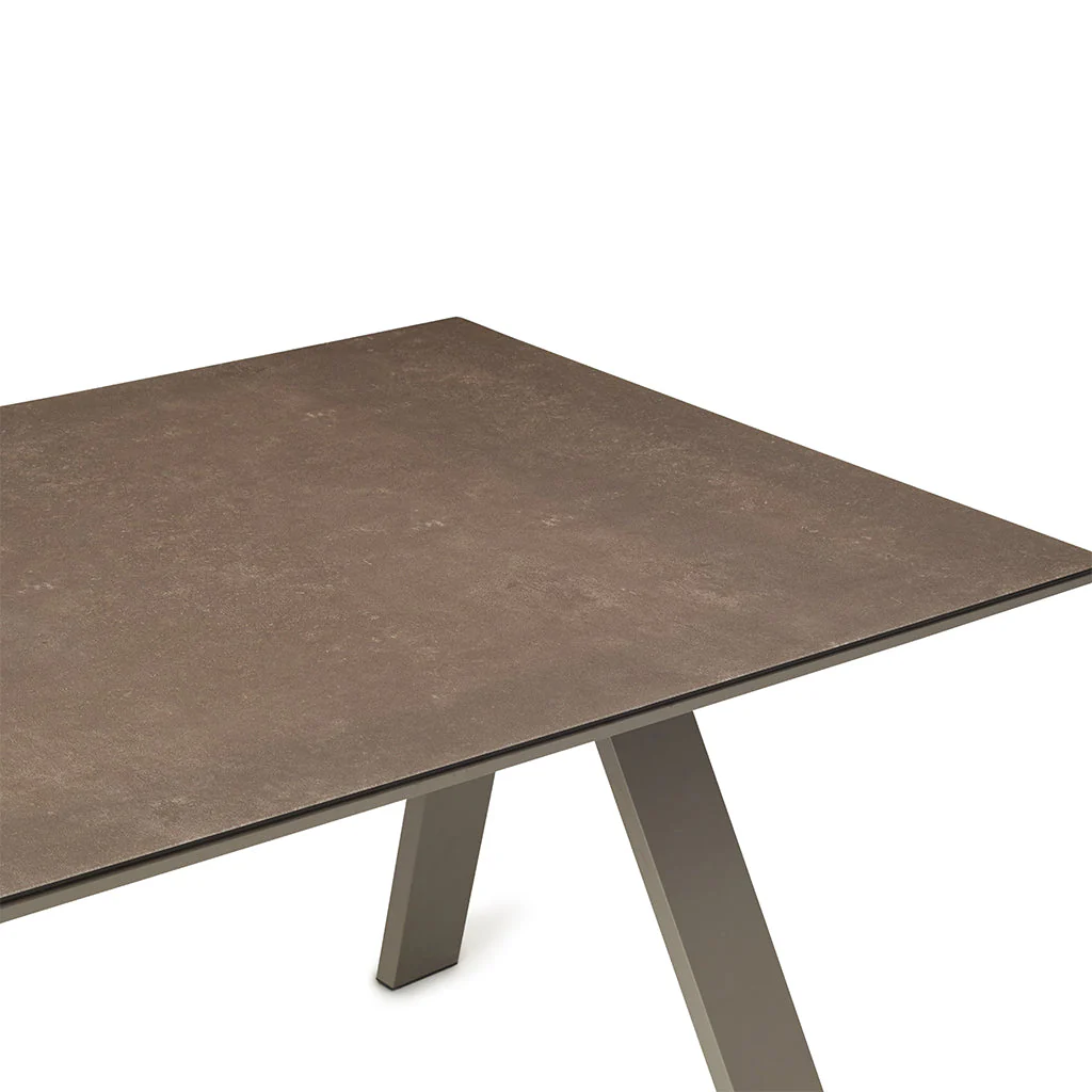 Inverness Dining Table in Quartz Grey - Image 4