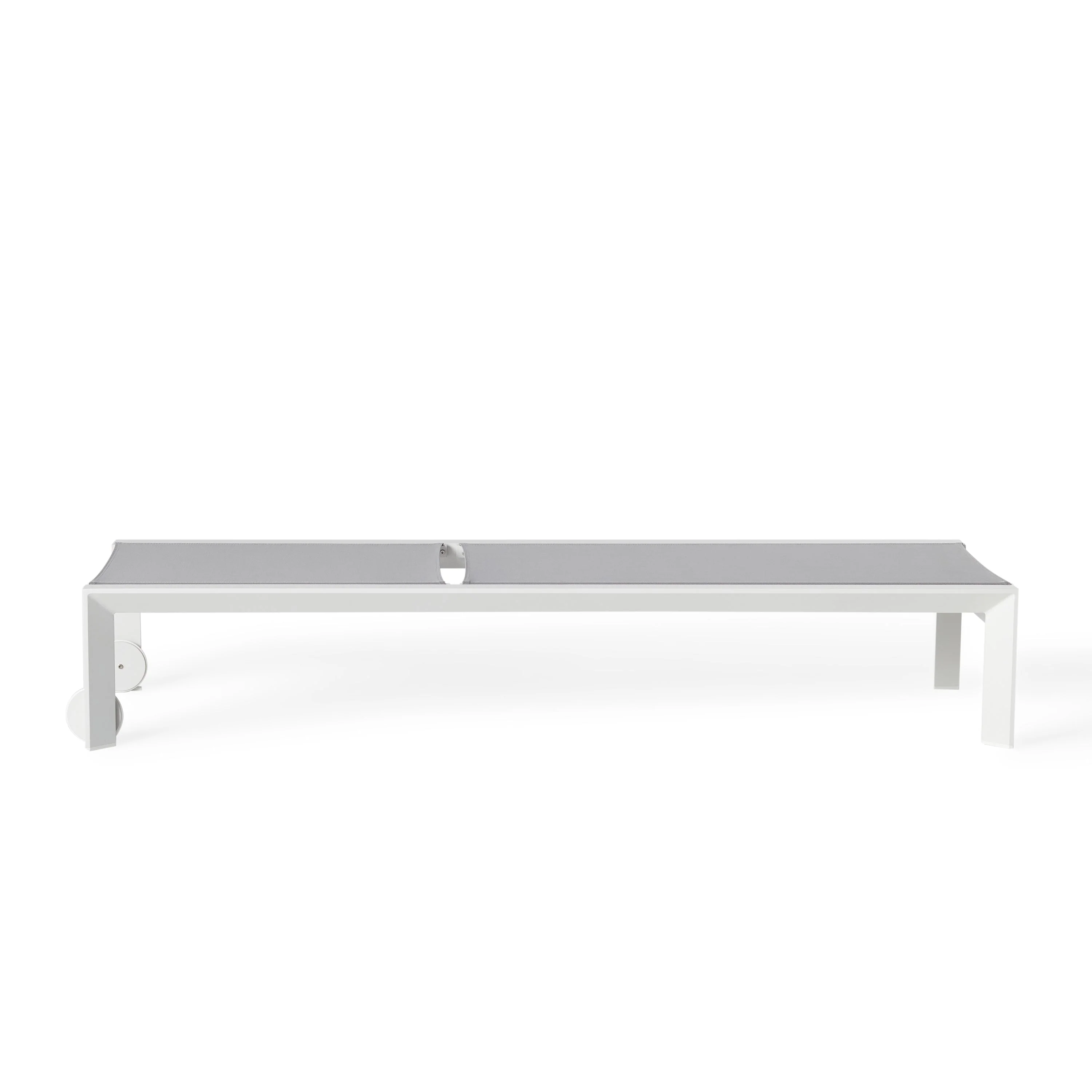 Santa Monica Chaise Lounge in White Aluminum & Silver Mesh - Image 2