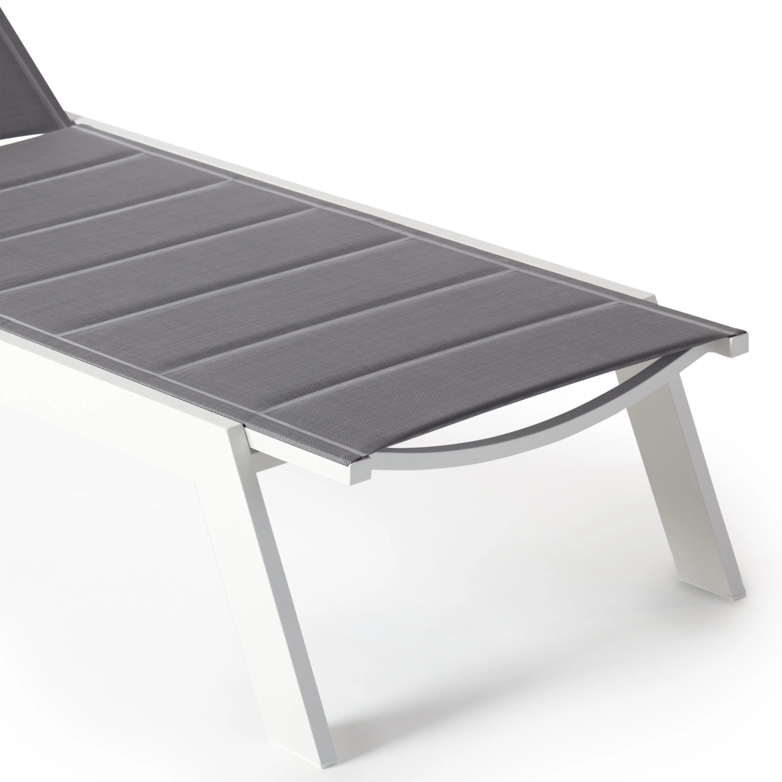 Tiburon Chaise with Padded Sling in White Aluminum - Image 5